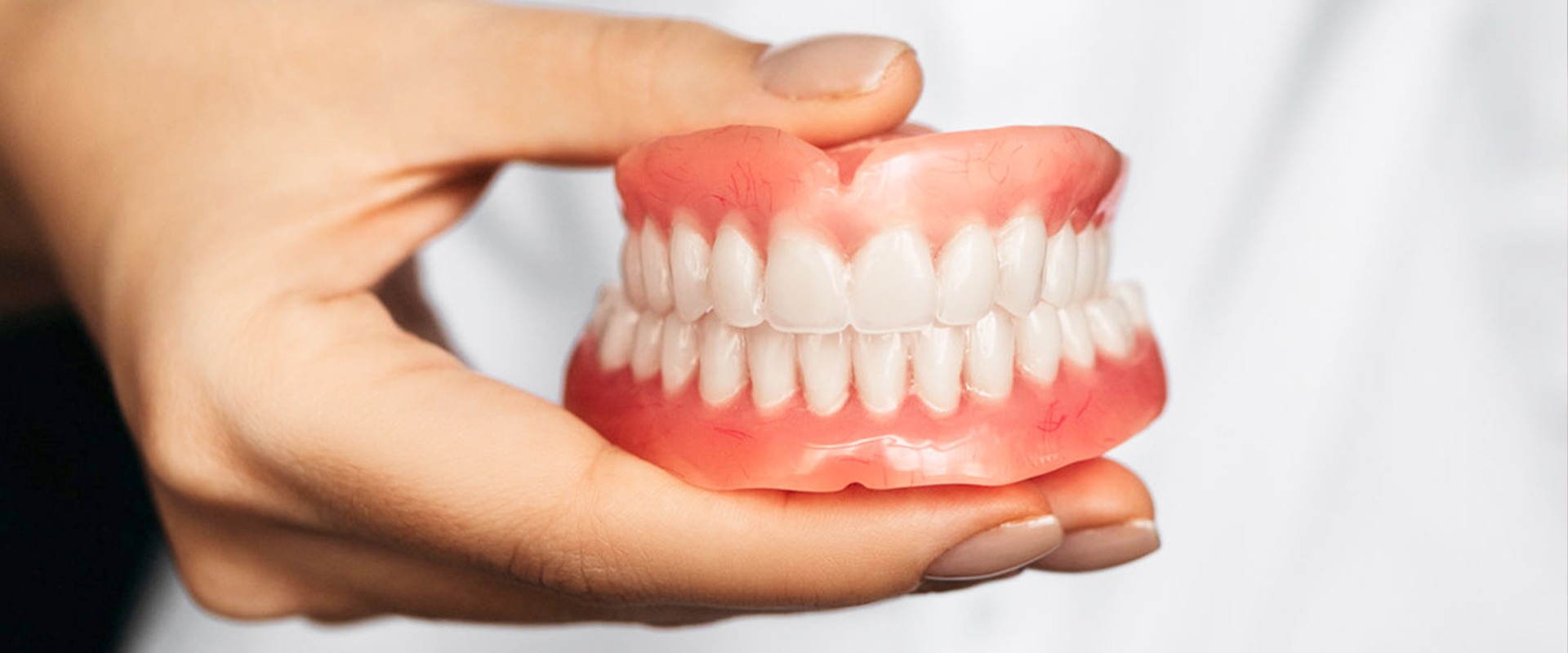 Dentures Treatment Near Sion
